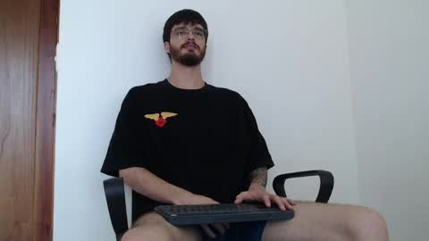 Snapshot of joseh0se chatting on 04-22-26, 03:24 alejandro online show from 04-22-26, 03:24