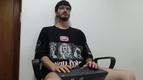 Snapshot of joseh0se chatting on 04-26-26, 08:56 alejandro online show from 04-26-26, 08:56