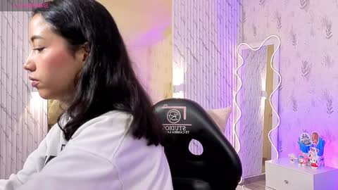 Joselyn  online show from 04-05-26, 12:02