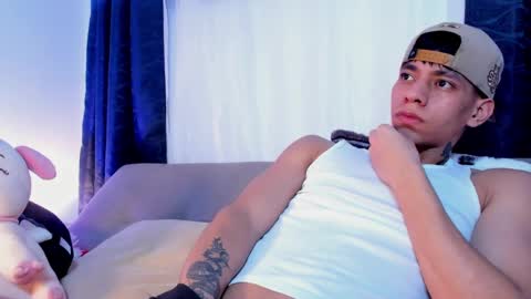 Josep online show from 02-12-25, 02:35