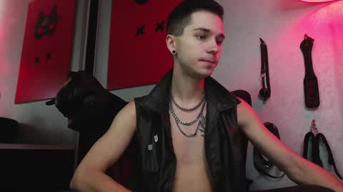 Snapshot of joseph__quinn chatting on 01-18-25, 10:49 Master Joseph online show from 01-18-25, 10:49