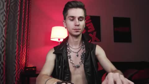 Snapshot of joseph__quinn chatting on 10-29-25, 02:30 Master Joseph online show from 10-29-25, 02:30