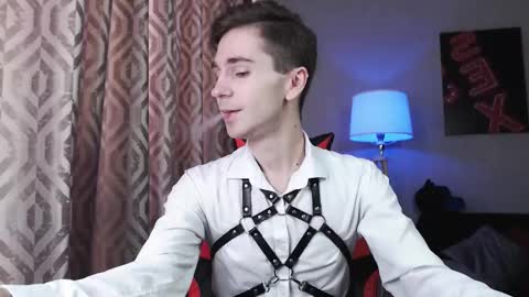 Snapshot of joseph__quinn chatting on 11-07-25, 05:29 Master Joseph online show from 11-07-25, 05:29