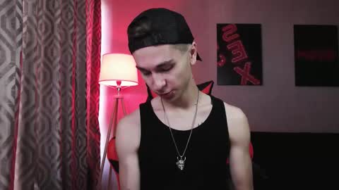 Snapshot of joseph__quinn chatting on 11-11-25, 07:08 Master Joseph online show from 11-11-25, 07:08