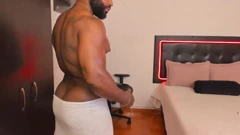 Snapshot of joseph_palacios chatting on 09-27-25, 02:38 joseph palacios online show from 09-27-25, 02:38