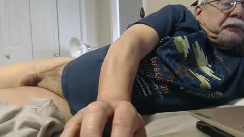 josephgr2021 online show from 02-17-25, 04:04