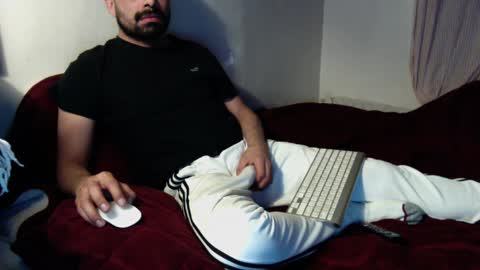 Snapshot of josephs1990 chatting on 01-15-25, 05:08 josephs1990 online show from 01-15-25, 05:08