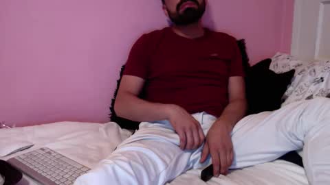 Snapshot of josephs1990 chatting on 03-11-25, 03:59 josephs1990 online show from 03-11-25, 03:59