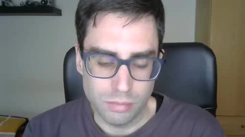 Snapshot of josevd chatting on 02-27-25, 03:05 Jose online show from 02-27-25, 03:05