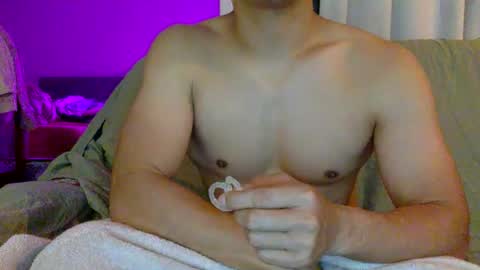 Snapshot of joshasian0713 chatting on 10-02-25, 10:11 joshasian0713 online show from 10-02-25, 10:11