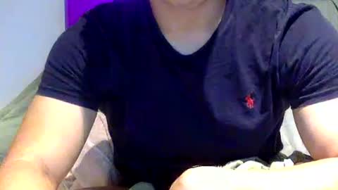 Snapshot of joshasian0713 chatting on 12-04-25, 11:19 joshasian0713 online show from 12-04-25, 11:19