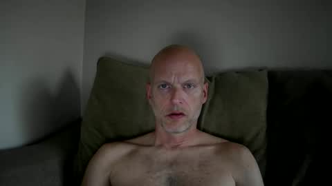 Snapshot of joshking2017 chatting on 12-26-24, 02:05 joshking2017 online show from 12-26-24, 02:05