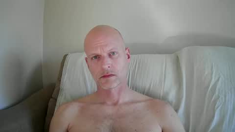 Snapshot of joshking2017 chatting on 02-23-25, 01:42 joshking2017 online show from 02-23-25, 01:42