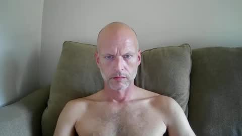 Snapshot of joshking2017 chatting on 09-20-25, 02:29 joshking2017 online show from 09-20-25, 02:29