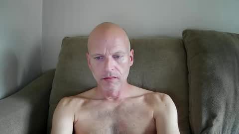 Snapshot of joshking2017 chatting on 10-26-25, 04:13 joshking2017 online show from 10-26-25, 04:13