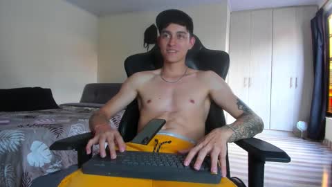 Snapshot of joshmiller_ chatting on 12-15-25, 09:41 Josh online show from 12-15-25, 09:41