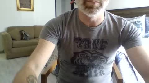 Snapshot of joshuable347627 chatting on 05-24-26, 09:42 Newbie - Tips appreciated online show from 05-24-26, 09:42