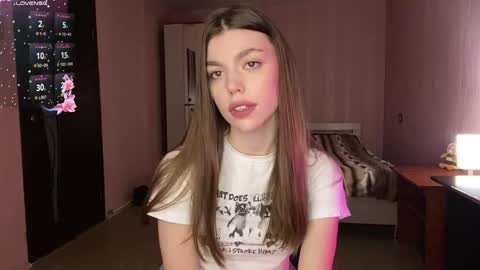 Ivy online show from 04-28-26, 09:14