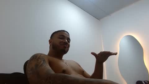 joshuadanielss online show from 04-12-26, 05:45