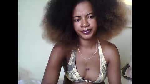 josiane online show from 11-07-25, 09:09