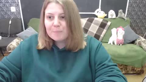 josiesun771 online show from 10-05-25, 12:25