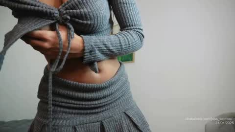 Snapshot of joss_caprice chatting on 01-31-25, 12:18 Joss online show from 01-31-25, 12:18