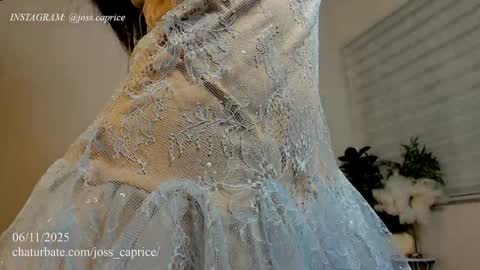 Snapshot of joss_caprice chatting on 11-06-25, 05:30 Joss online show from 11-06-25, 05:30