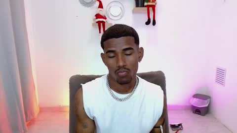 Snapshot of josua_smith chatting on 11-20-25, 11:48 Josua online show from 11-20-25, 11:48