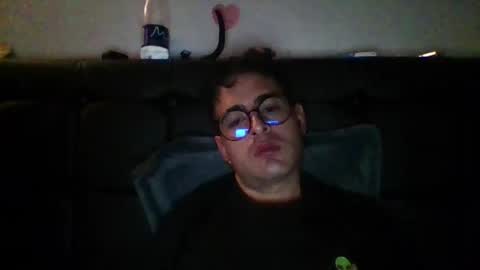 Snapshot of josux8 chatting on 11-21-25, 08:24 josux8 online show from 11-21-25, 08:24