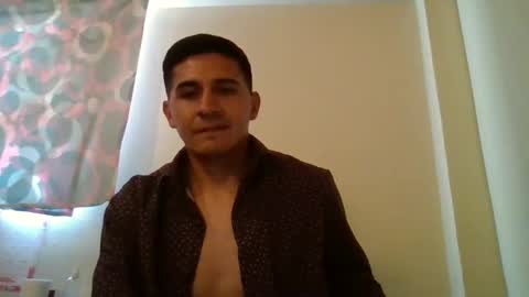 Snapshot of jota_latino chatting on 11-13-25, 09:58 jota_latino online show from 11-13-25, 09:58