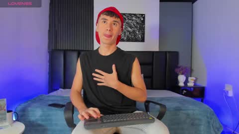 Jota Stivens online show from 02-05-25, 11:44