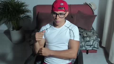 Snapshot of joulianogreco1 chatting on 09-13-25, 11:37 Im Jouliano online show from 09-13-25, 11:37