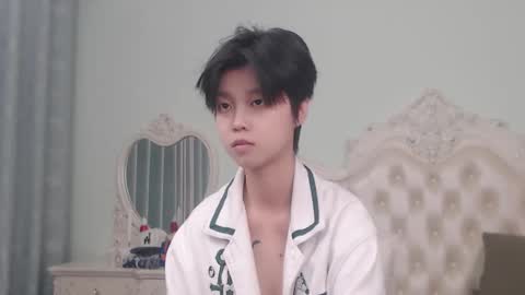 joycekay online show from 10-07-25, 01:19