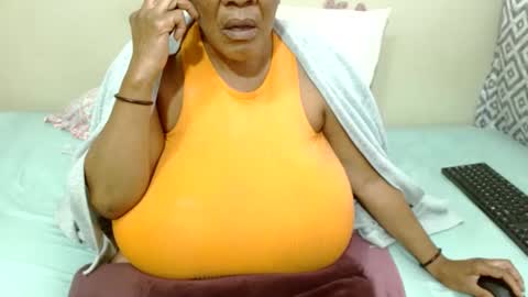 Snapshot of joycemando chatting on 03-03-25, 09:22 DairyQueen online show from 03-03-25, 09:22