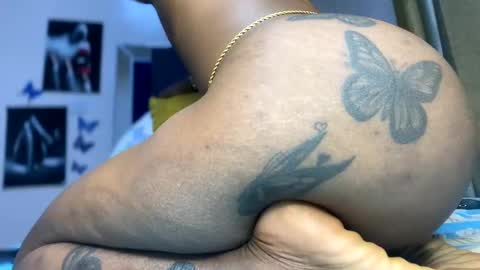 Butterflyass online show from 12-18-24, 01:15