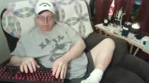 jpmel99 online show from 02-18-25, 02:49