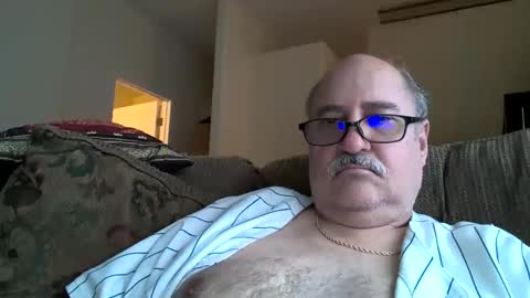 Snapshot of jr8in chatting on 03-03-25, 07:06 jr8in online show from 03-03-25, 07:06