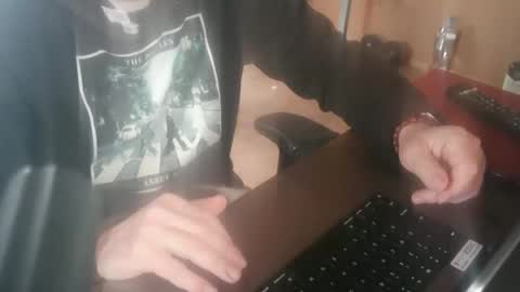 Snapshot of jraiven chatting on 05-29-26, 07:01 Soy Rai online show from 05-29-26, 07:01