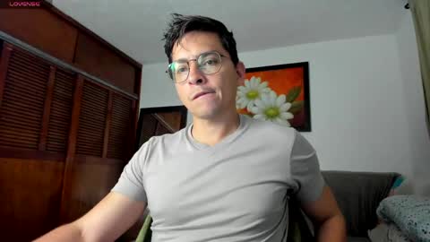 Cristian- tellme Criis online show from 04-27-26, 04:21