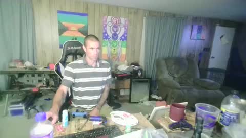 jrizzle1111 online show from 09-10-25, 09:20