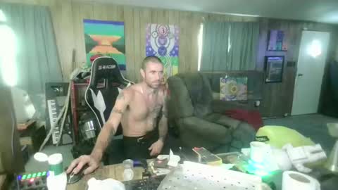 jrizzle1111 online show from 10-08-25, 07:11