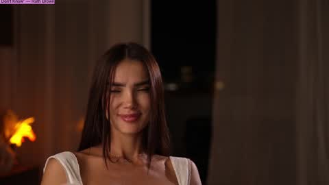 Jennifer Diaz online show from 09-29-25, 06:57