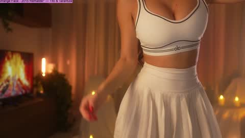 Snapshot of jseductiveart chatting on 10-30-25, 09:15 Jennifer Diaz online show from 10-30-25, 09:15