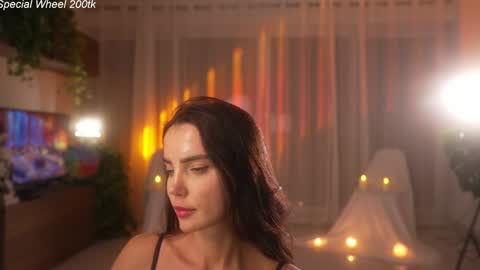 Snapshot of jseductiveart chatting on 11-15-25, 10:37 Jennifer Diaz online show from 11-15-25, 10:37