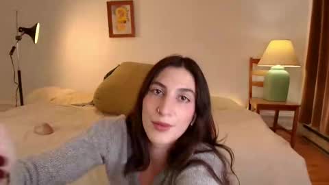 Jsmine  and sometimes Beaulooks online show from 11-25-25, 11:05