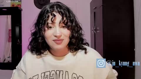 Ju Kyung online show from 12-17-24, 04:45