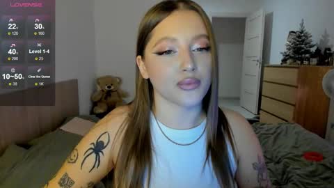 Julia and Julia online show from 01-16-25, 04:18