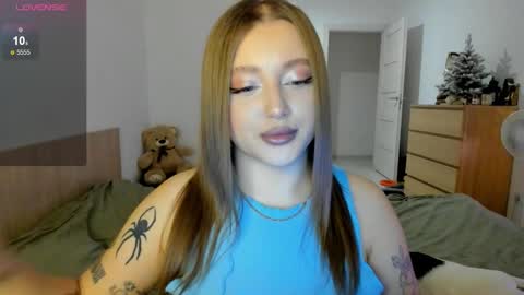 Julia and Julia online show from 01-17-25, 02:28