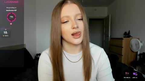 Julia and Julia online show from 04-14-26, 07:47