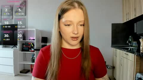 Snapshot of ju_lii chatting on 07-05-26, 10:22 Julia and Julia online show from 07-05-26, 10:22